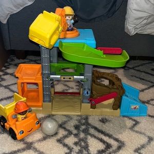Fisher-Price Little People Learning Toy Load Up ‘N Learn Construction Site